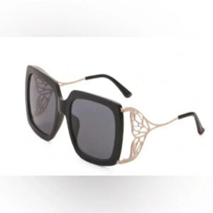Betsey Johnson Butterfly Frame Black Large Square Retro Sunglasses